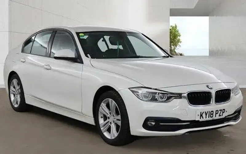 Used BMW 318 Sport Line 136 HP (100 kW) 2018 Sedan