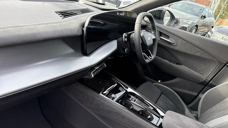 Used Audi Q3 Advanced 272 HP (200 kW) 2025 White SUV