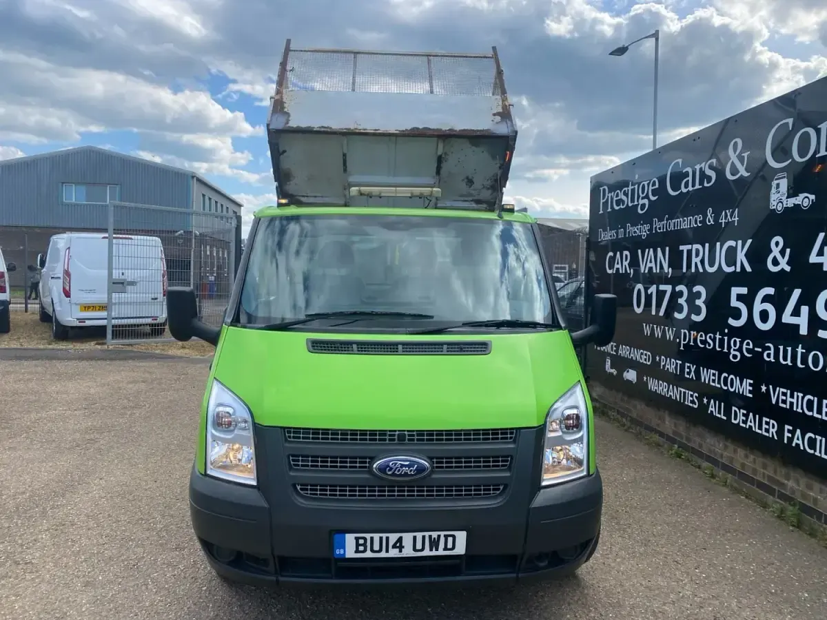 Usado Ford Transit 125 CV (91 kW) 2014 Verde