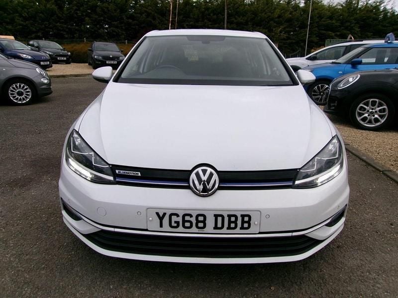 Used VW Golf VII SE 2019 White Hatchback