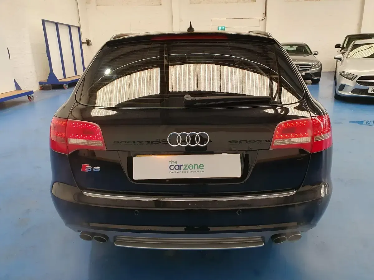 Used Audi S6 435 HP (319 kW) 2010 Black Estate