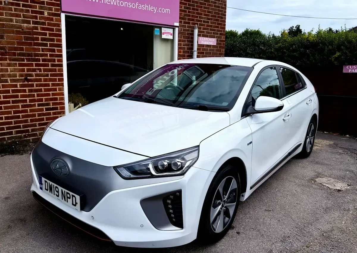 Used Hyundai Ioniq Premium SE 88 kW (120 HP) 2019 Hatchback