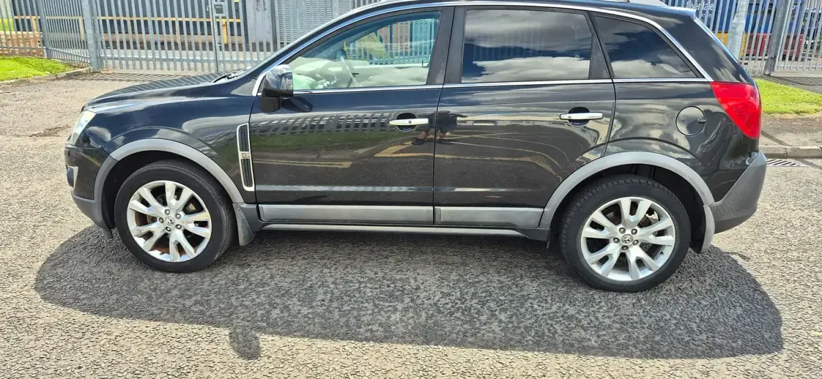 Used Vauxhall Antara 163 HP (119 kW) 2012 Black SUV