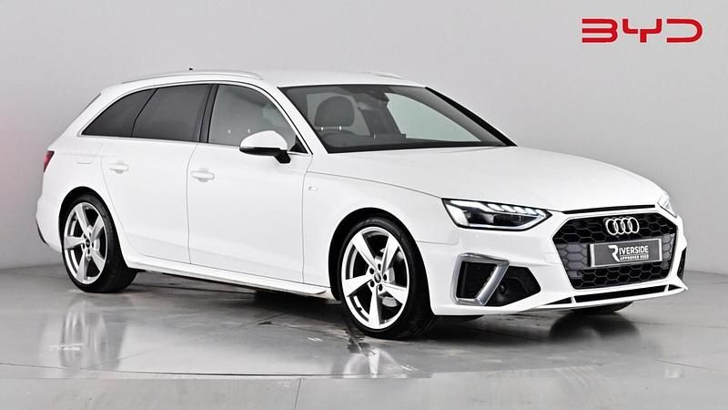 White Used 2022 Audi A4 S-Line Estate | £22,350 (Good price) - Image 1/4