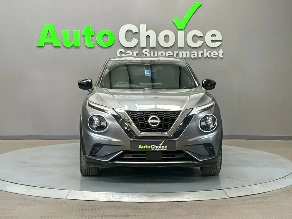 Usado Nissan Juke N-Connecta 114 CV (83 kW) 2025 Gris SUV