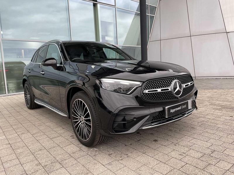Used Mercedes GLC300 AMG Line Premium Plus 258 HP (189 kW) 2023 Black Estate