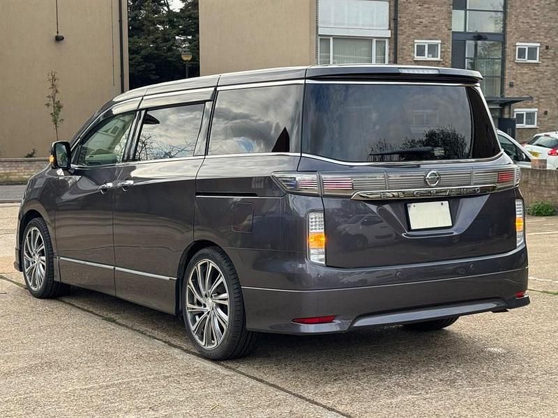 Used Nissan Elgrand Premium Edition 2018 Grey MPV