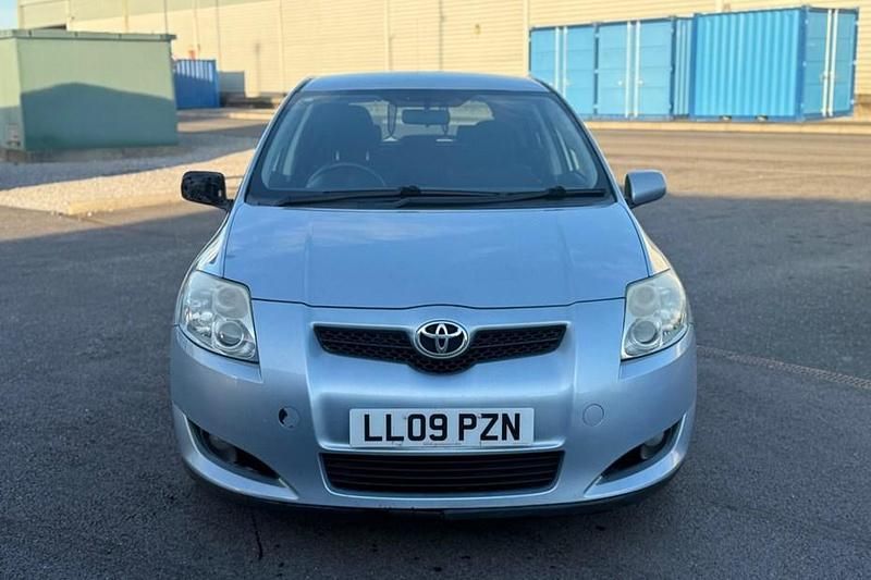 Used 2009 Toyota Auris | £1,495 (Good price) - Image 1/1