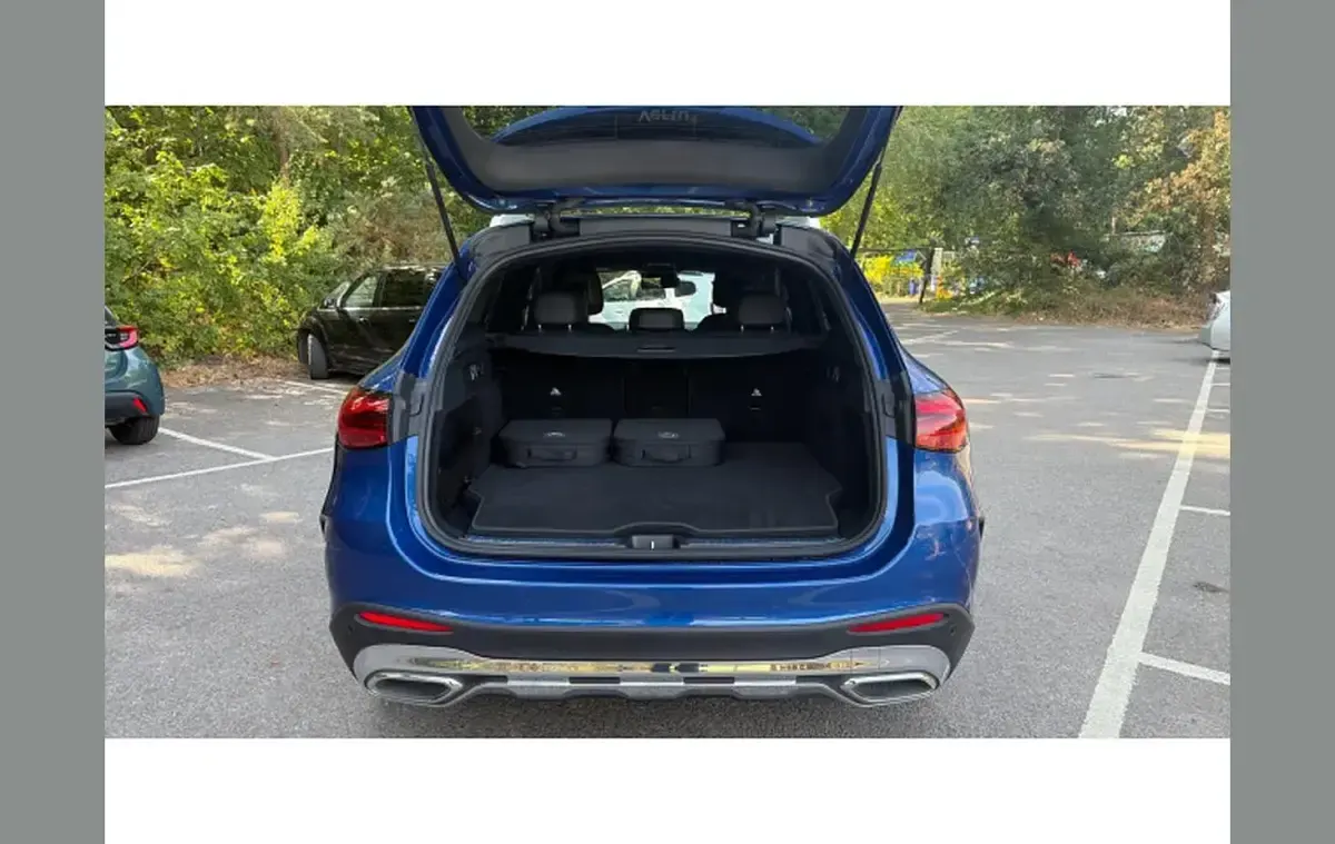 Used Mercedes GLC300 AMG line 308 HP (226 kW) 2026 Blue SUV