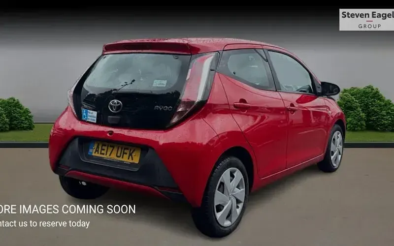 Used Toyota Aygo X-play 69 HP (50 kW) 2018 Hatchback