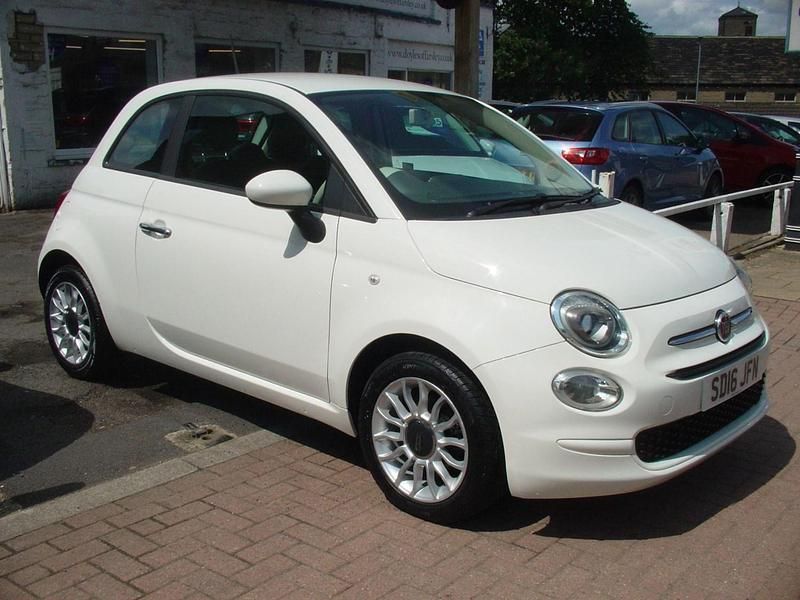 Used Fiat 500 Pop Star 69 HP (50 kW) 2016 White Hatchback