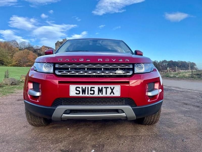 Used Land Rover Range Rover evoque Pure 2015 Red Estate