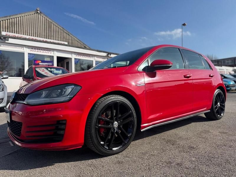 Used VW Golf VII GTD 2015 Red Hatchback