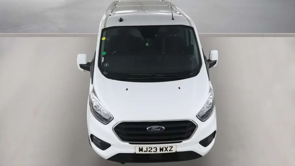 Used Ford Transit Custom Limited 130 HP (95 kW) 2023 White Van