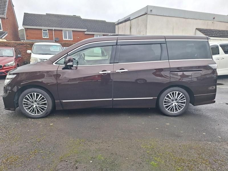 Used Nissan Elgrand Premium Edition 2014 Burgandy MPV