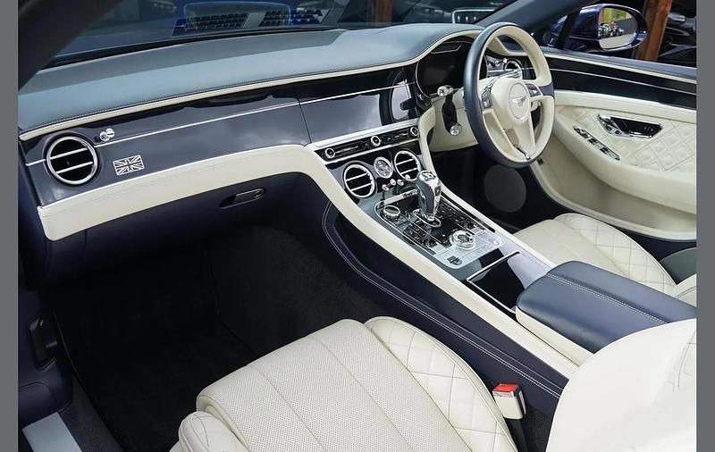 Used Bentley Continental GT Convertible 625 HP (459 kW) 2020 Blue Cabriolet