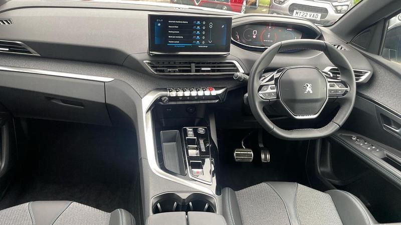 White New 2024 Peugeot 3008 Allure+ SUV | £22,449 - Image 1/4