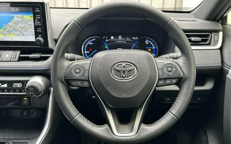 Used Toyota RAV4 Hybrid 218 HP (160 kW) 2023 Black SUV