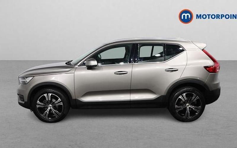 Used Volvo XC40 Inscription 163 HP (119 kW) 2020 Grey SUV