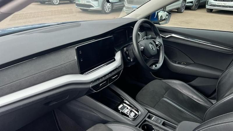 Used Skoda Octavia SE L 150 HP (110 kW) 2024 Race blue metallic