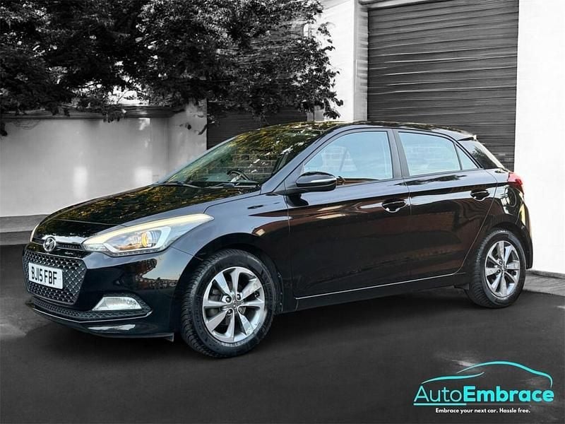 Black Used 2015 Hyundai i20 SE Hatchback | £5,200 (A bit pricey) - Image 1/4