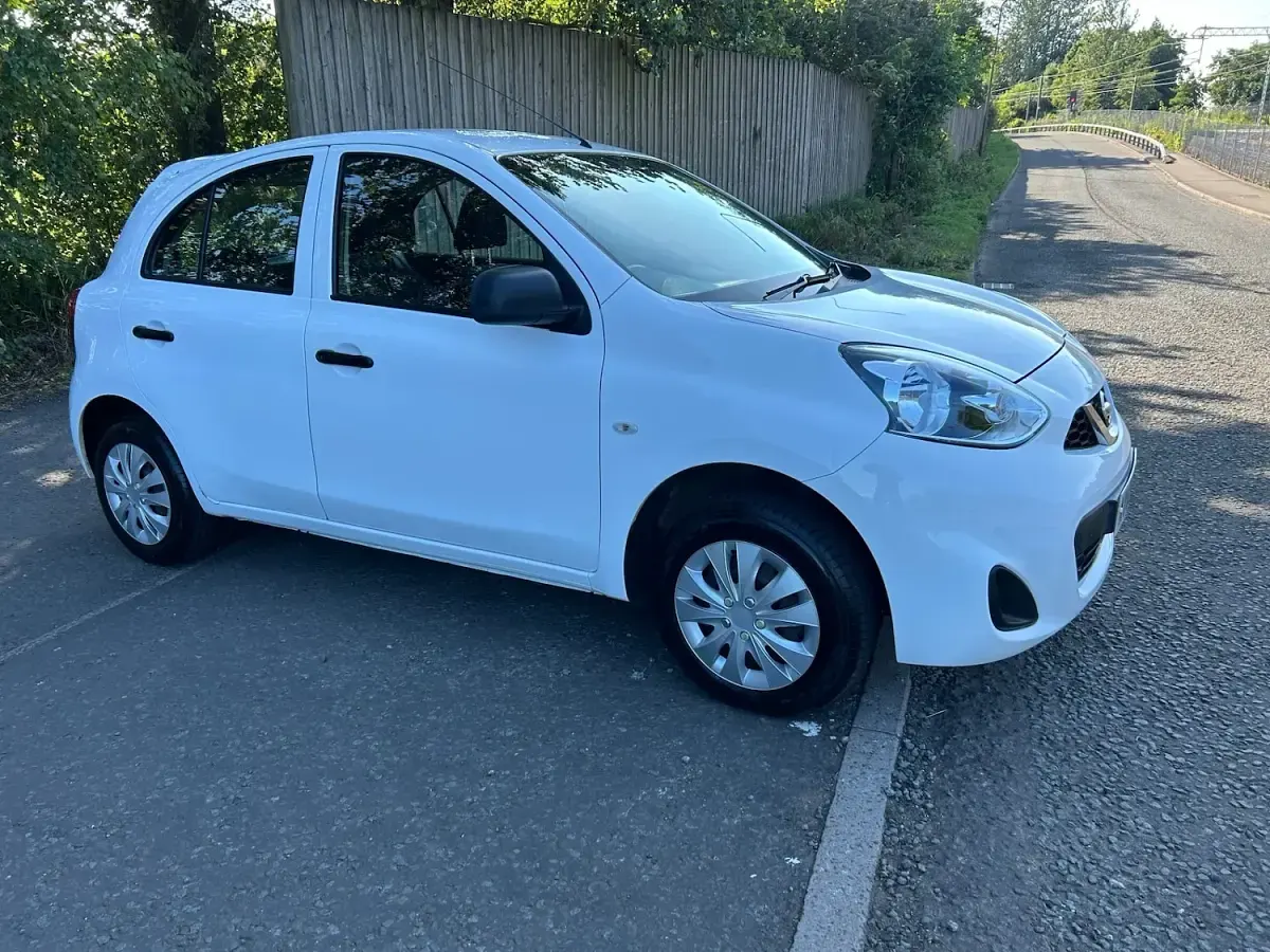 Used Nissan Micra Visia 80 HP (58 kW) 2016 White Hatchback