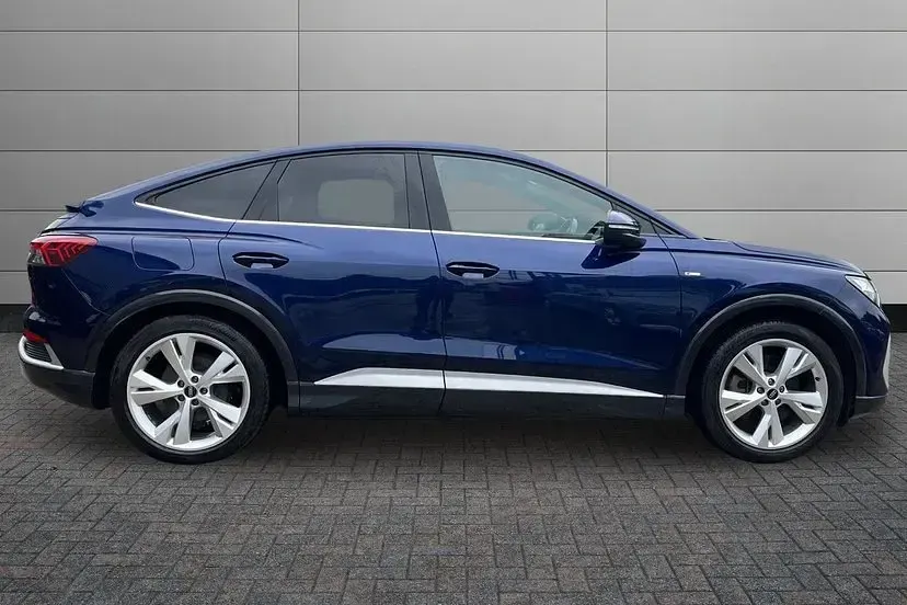 Used Audi Q4 Sportback e-tron S-Line 147 kW (201 HP) 2023 Navarra blue SUV