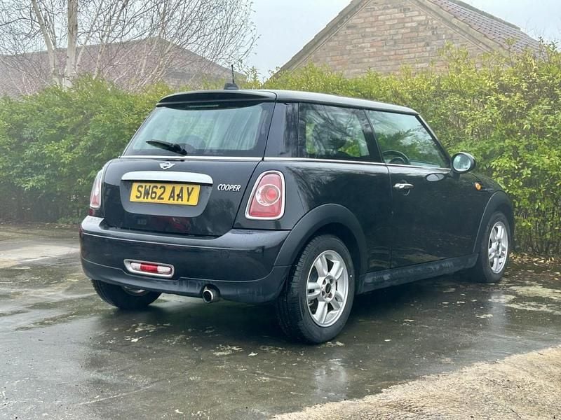 Used Mini Cooper Hatch 2012 Black Hatchback