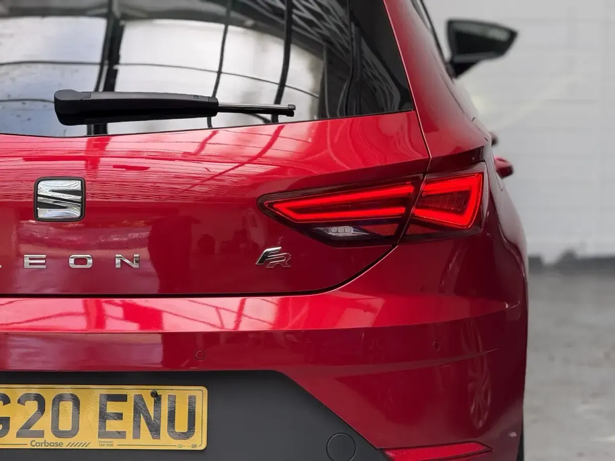Used Seat Leon Black Edition 2020 Red Hatchback
