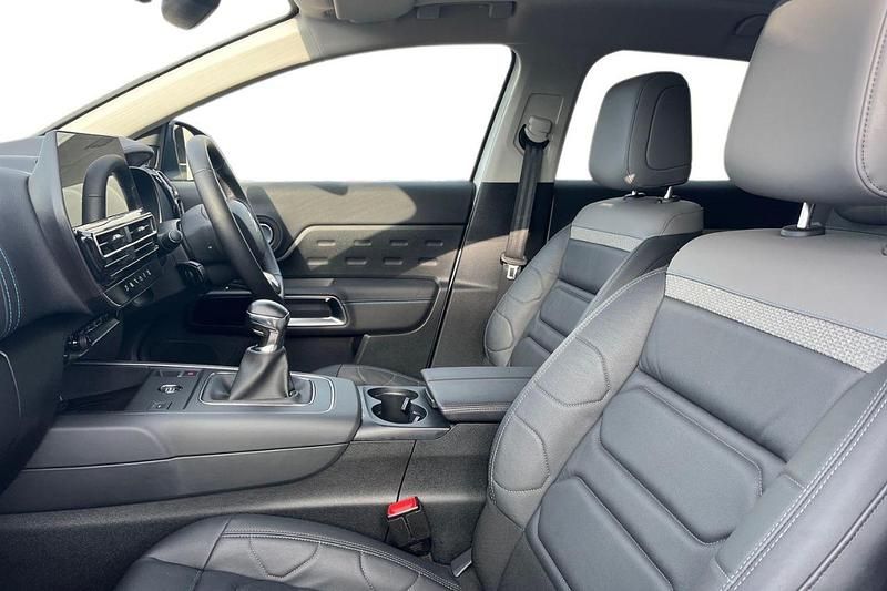 Used Citroën C5 Aircross PureTech 131 HP (96 kW) 2023 Pearl white SUV