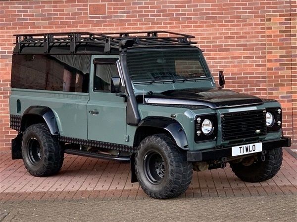 Green Used 2013 Land Rover Defender SUV | £36,990 (Expensive) - Image 1/4