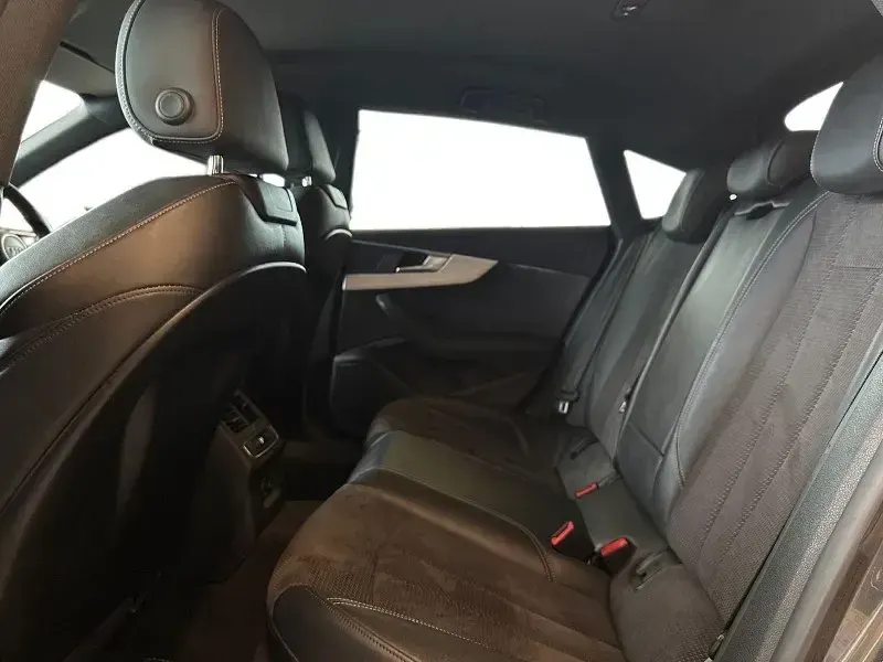 Second-hand Audi A5 S-Line 190 CP (139 kW) 2017 Gri Coupe