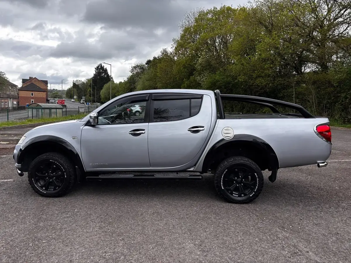 Used Mitsubishi L200 176 HP (129 kW) 2014 Silver Pickup
