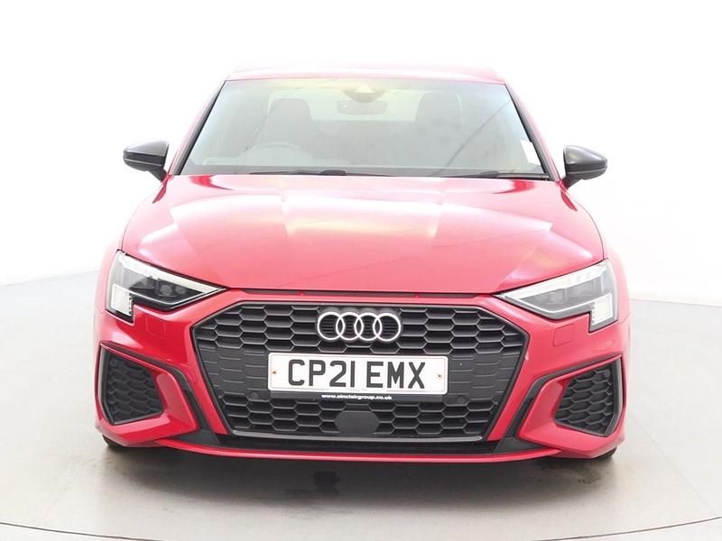 Used Audi A3 Comfort 150 HP (110 kW) 2021 Red Sedan