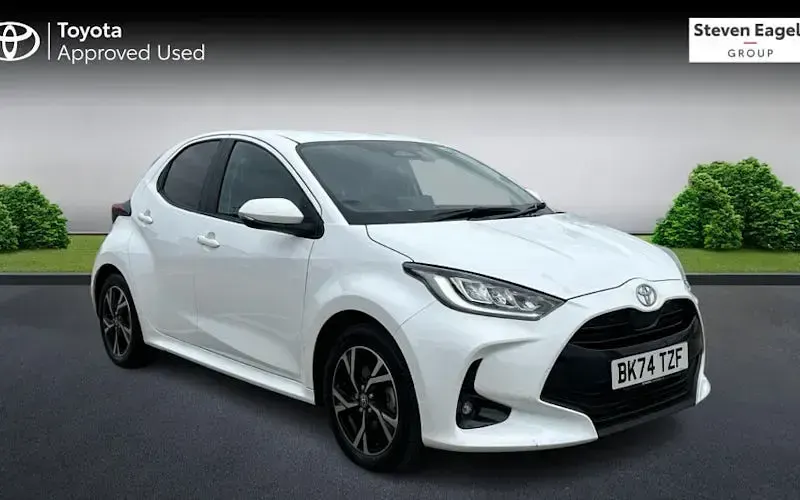 Used Toyota Yaris Design 116 HP (85 kW) 2024 Hatchback