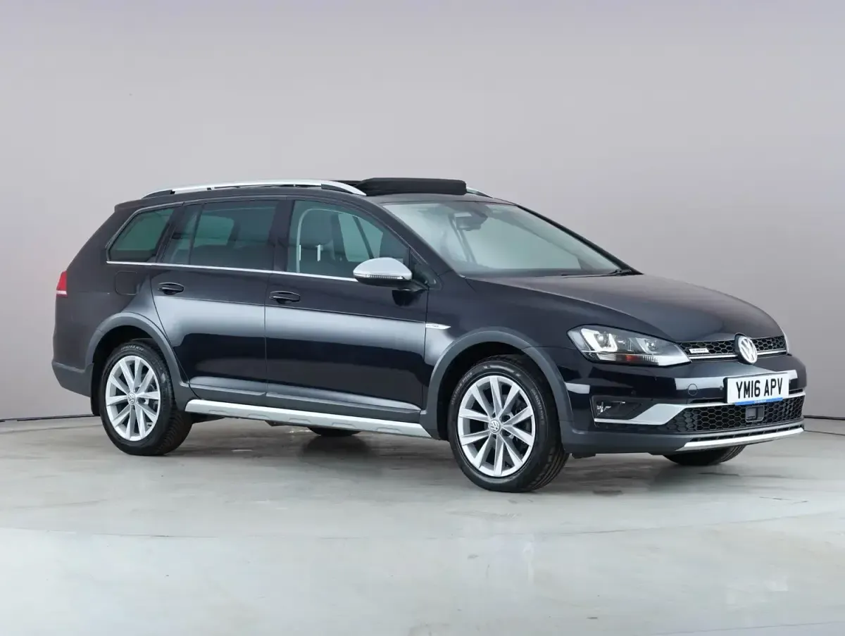 Usado VW Golf VII 150 HP (110 kW) 2016 Preto Carrinha