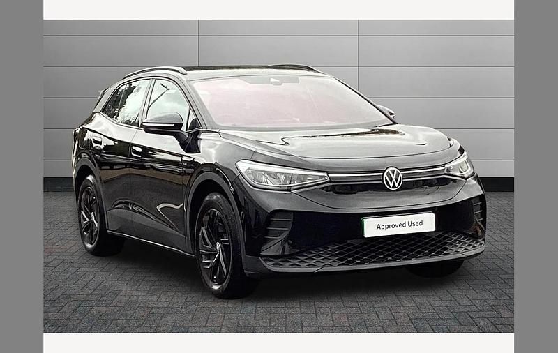 Mythos black Used 2022 VW ID.4 Pure SUV | £18,750 (Fair price) - Image 1/3