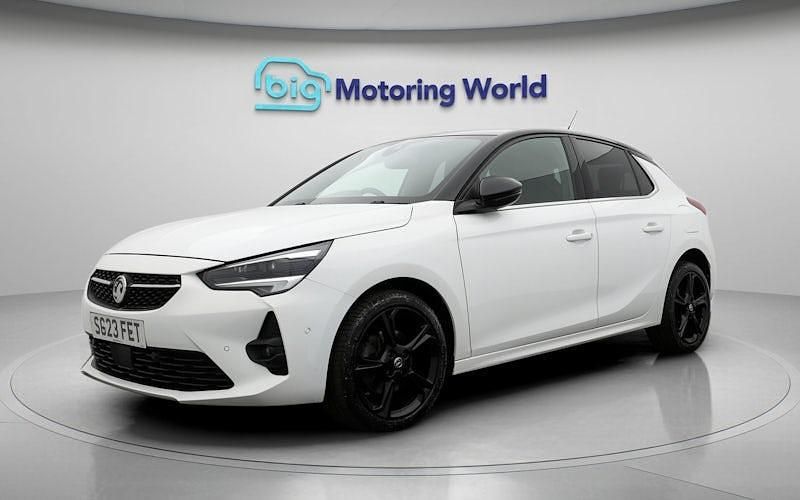 Used Vauxhall Corsa Ultimate 101 HP (74 kW) 2023 White Hatchback