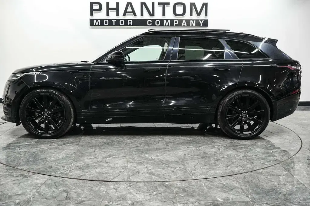 Used Land Rover Range Rover Velar SE Dynamic 300 HP (220 kW) 2019 Black SUV