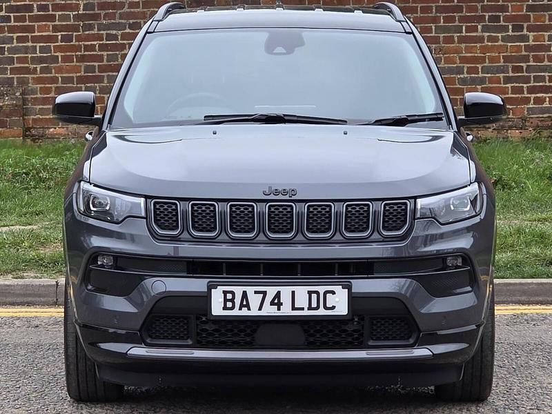 Used Jeep Compass Altitude 128 HP (94 kW) 2024 Grey/black SUV