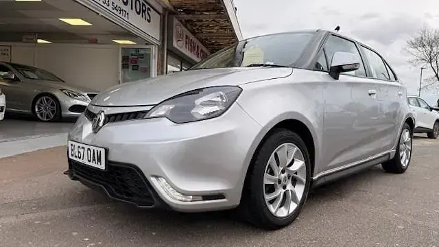 Used MG MG3 106 HP (77 kW) 2017 Silver fox metallic Hatchback