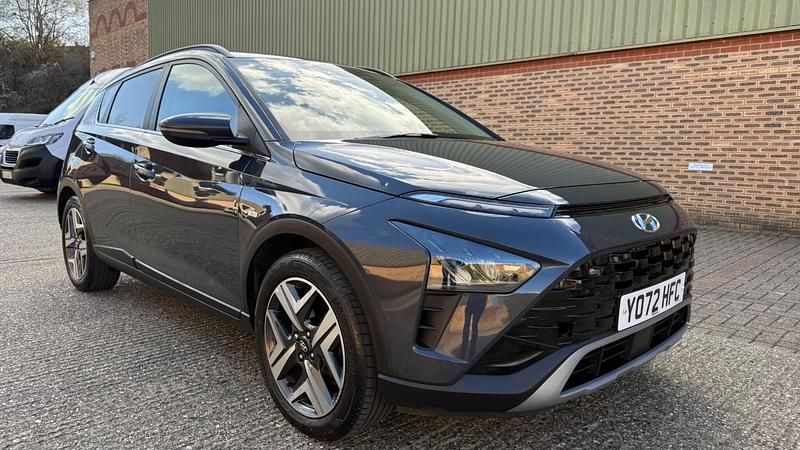 Used Hyundai Bayon Premium 100 HP (73 kW) 2023 Grey SUV