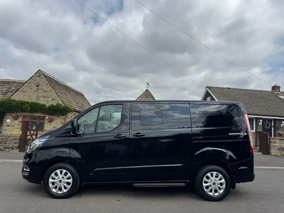 Used Ford Tourneo Custom Titanium 2019 Black Van