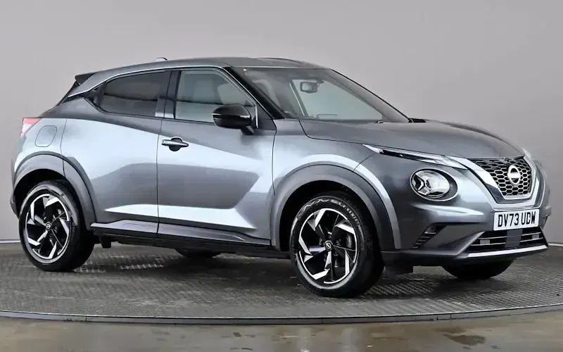 Begagnad Nissan Juke N-Connecta 114 HK (83 kW) 2023 SUV