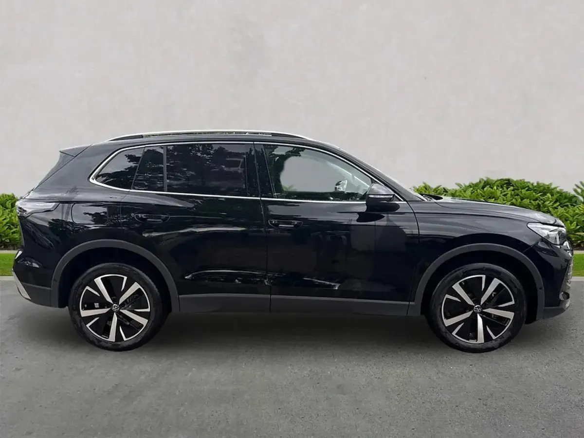 Używany VW Tiguan Style 2026 Czarny SUV
