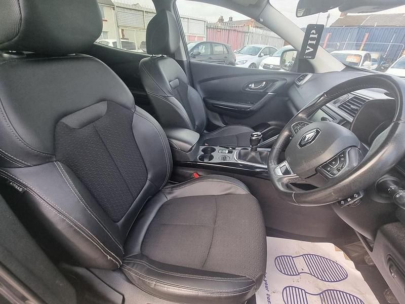 Used Renault Kadjar Dynamique 130 HP (95 kW) 2016 Grey SUV