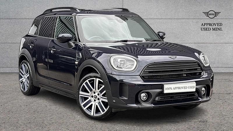 Black Used 2022 Mini Cooper Countryman Exclusive SUV | £24,990 (A bit pricey) - Image 1/3
