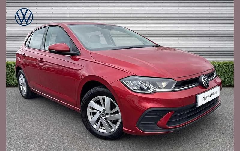 Used VW Polo Life 80 HP (58 kW) 2021 Red Hatchback