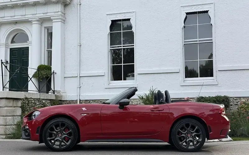 Used Abarth 124 Spider 170 HP (125 kW) 2019 Red Cabriolet