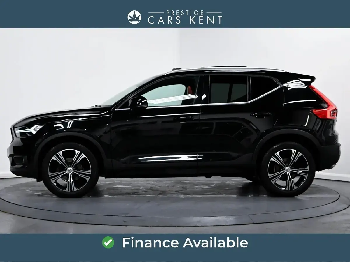 Used Volvo XC40 Inscription 150 HP (110 kW) 2020 Black SUV